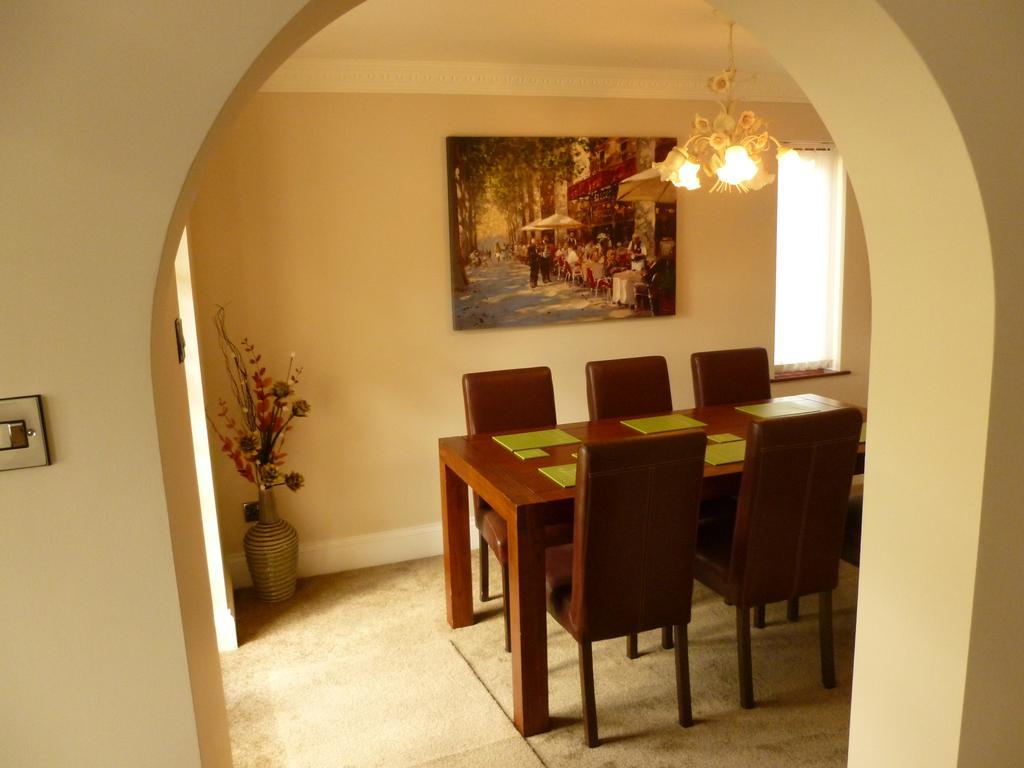 Stonecrest Villa Kilgetty Luaran gambar
